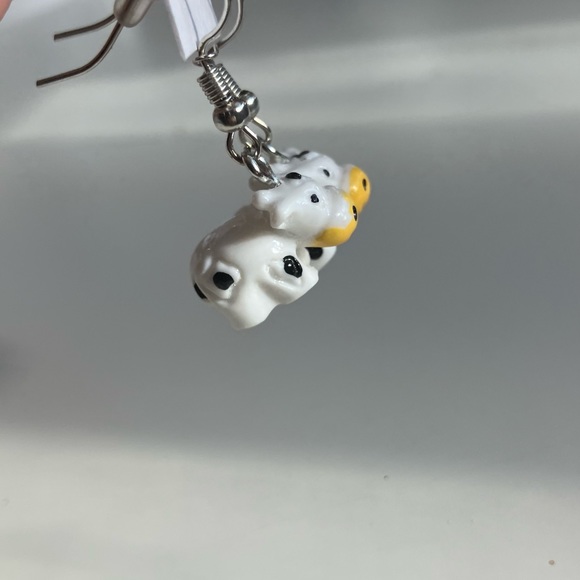 Tiny Cow Earrings - Picture 2 of 2